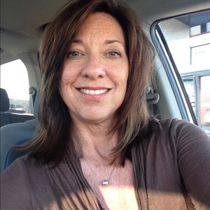 Meet your Posher, Leann